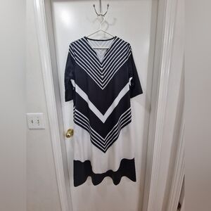 Black and White Asymmetrical Tunic Dress